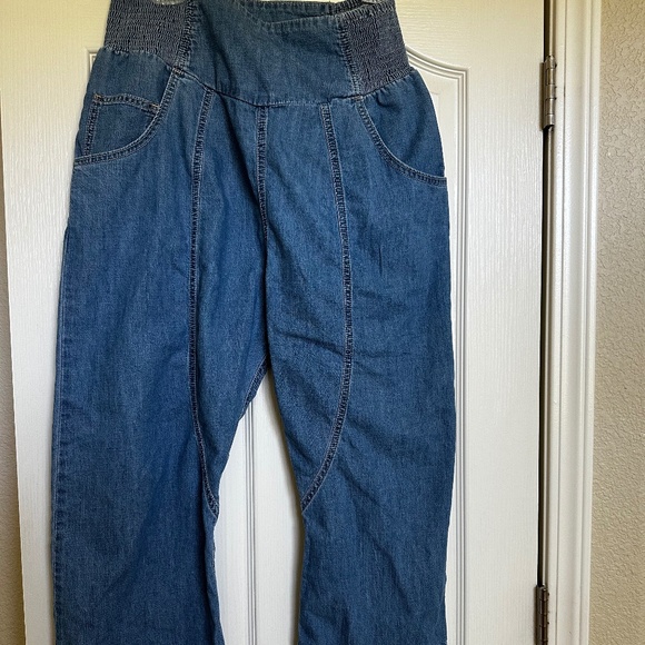 We The Free Lunan Crop Harem Jeans - Picture 1 of 2